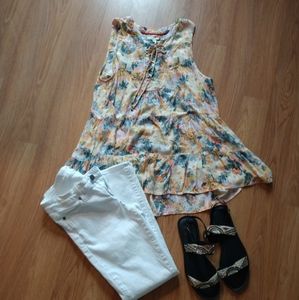 Anthro's Floreat Anafa Tiered Sleeveless Laced Top